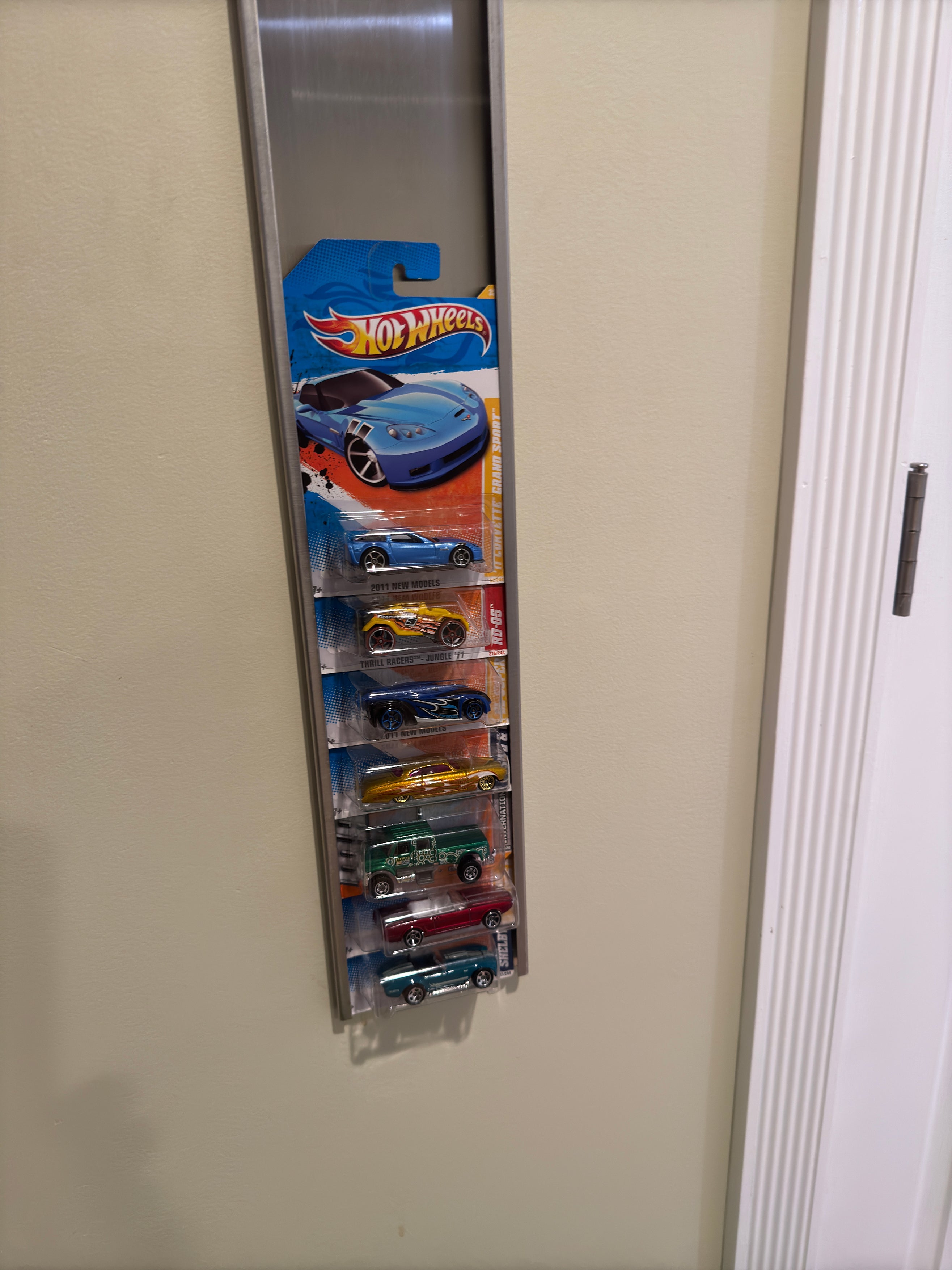 Premium 304 Stainless Steel Hot Wheels/Matchbox Display Slat for 1:64 Scale Cars – Holds 25 Packaged Cars